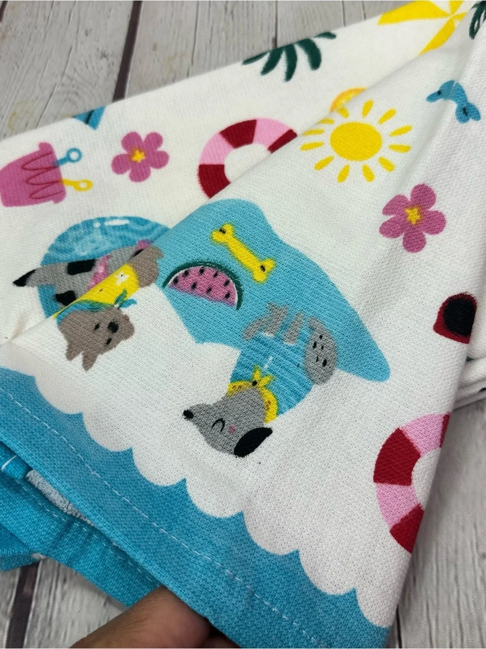 NWT sunny spoon co. 2pk kitchen towels summer beach coastal colorful